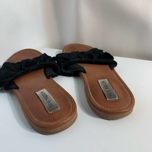 Steve Madden Black Ruffle Sandals